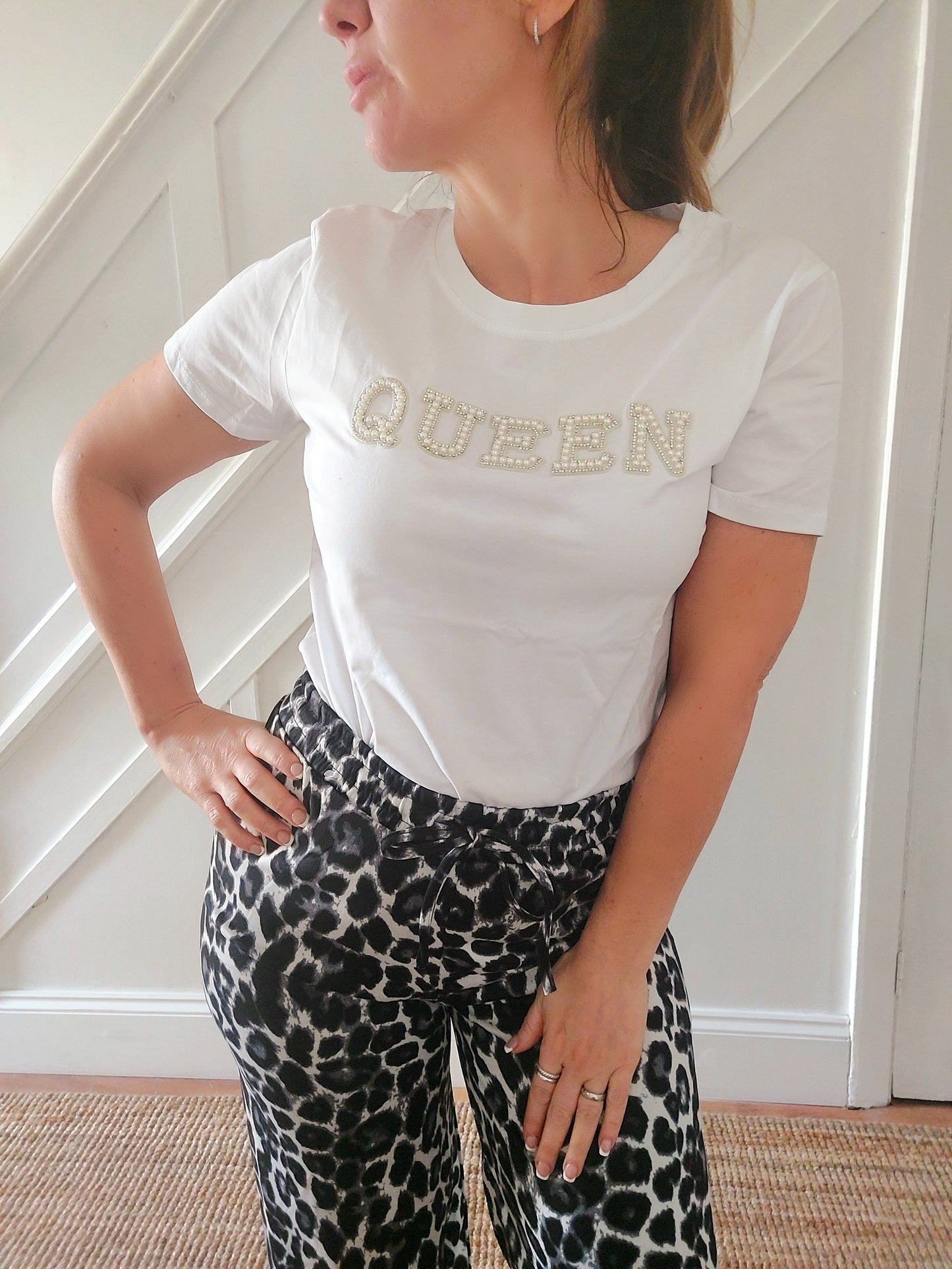 QUEEN White Embellished Tshirt