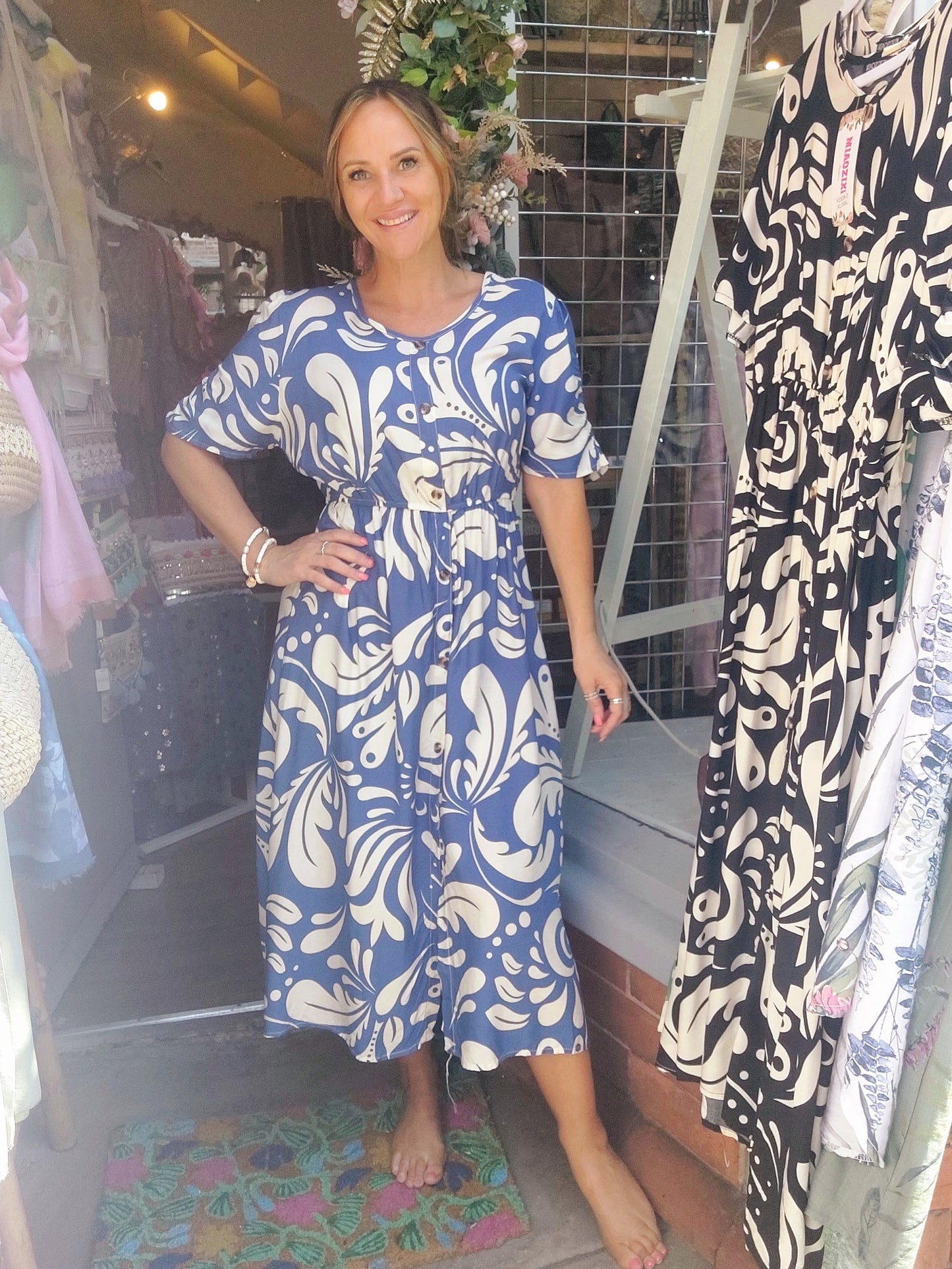 **SALE** The Tea Midi sizes 8-16