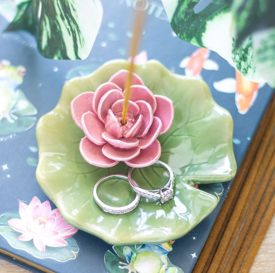 COMING SOON ... Lily Pad Trinket Incense holder