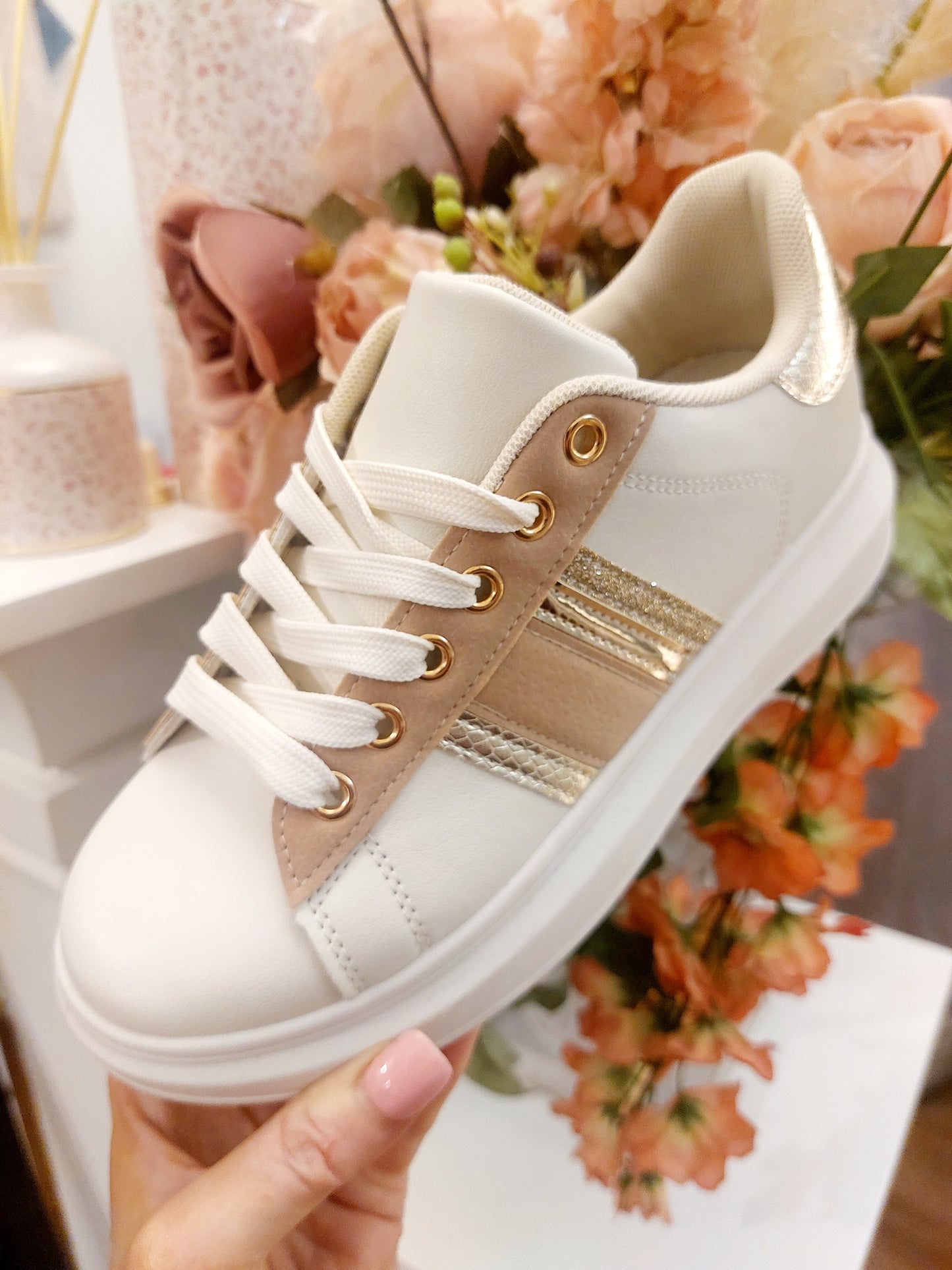 The Platform Trainer /Beige Glitter