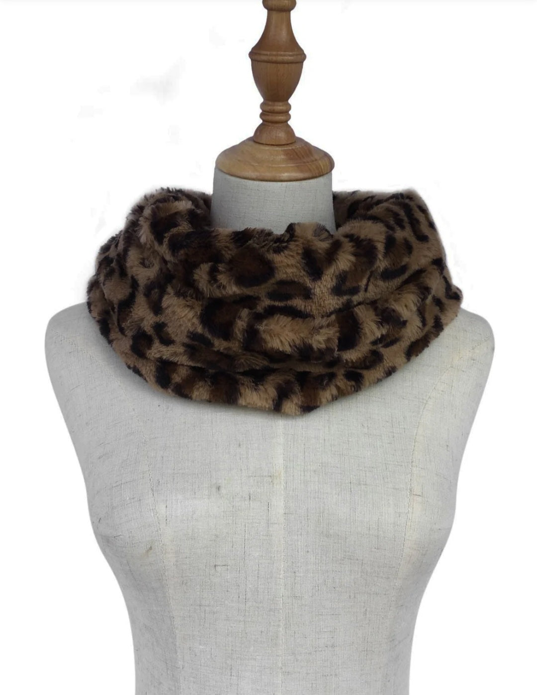 Camel Cosy Leopard Print Snood