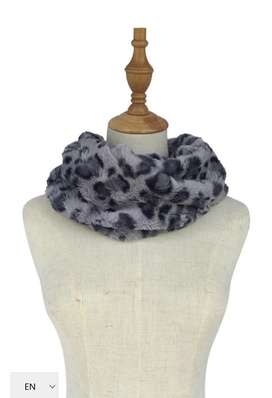 Grey Cosy Leopard Print Snood